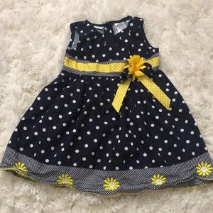 Precious spring/summertime dress